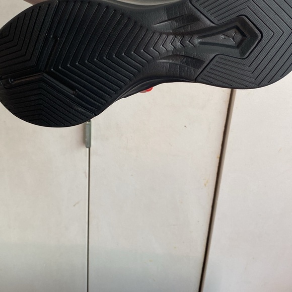 Woman Puma - Picture 4 of 6